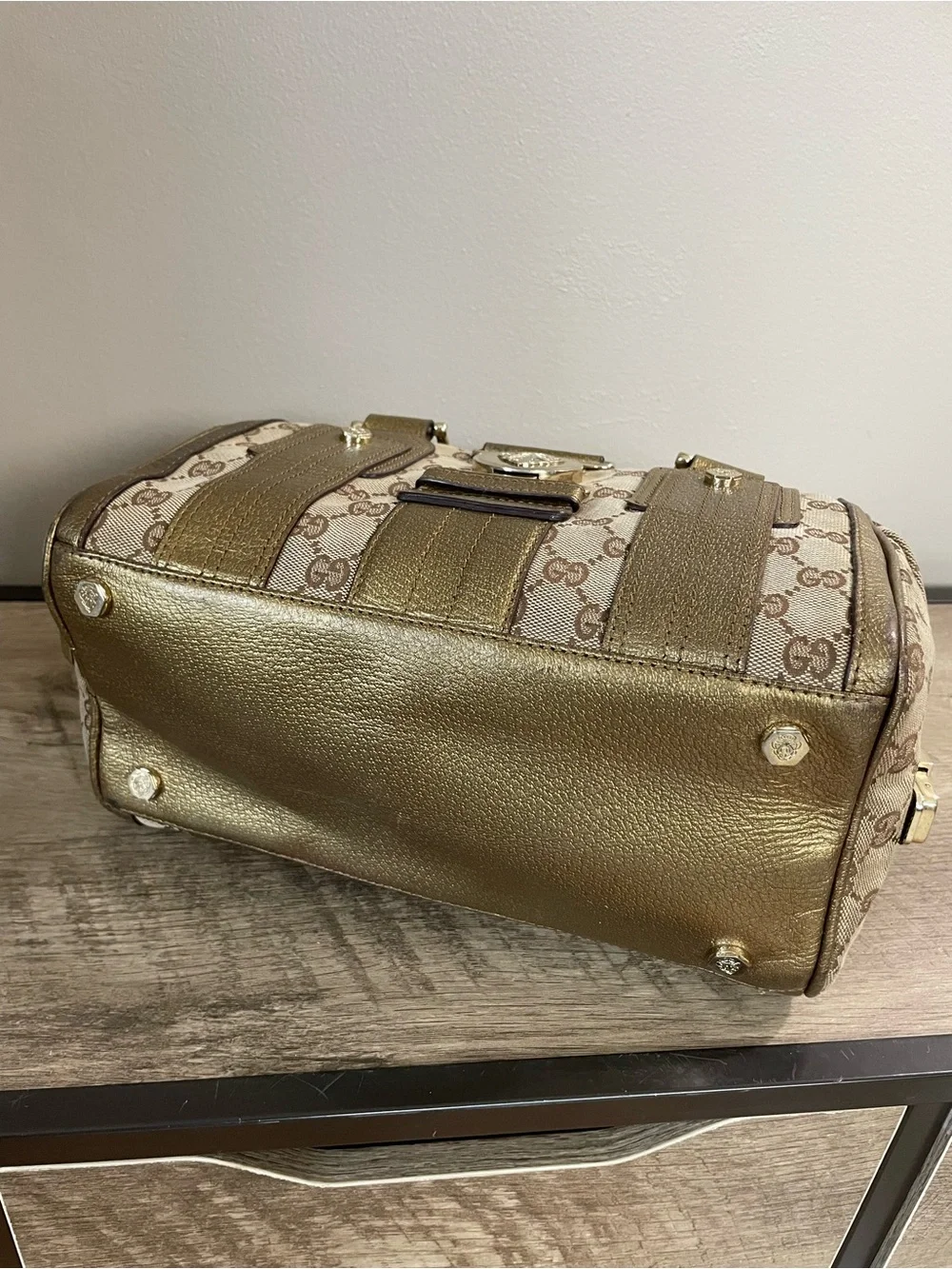 GUCCI Signature GG Monogram METALLIC GOLD Leather AVIATRIX Boston BAG Purse - Picture 4 of 8